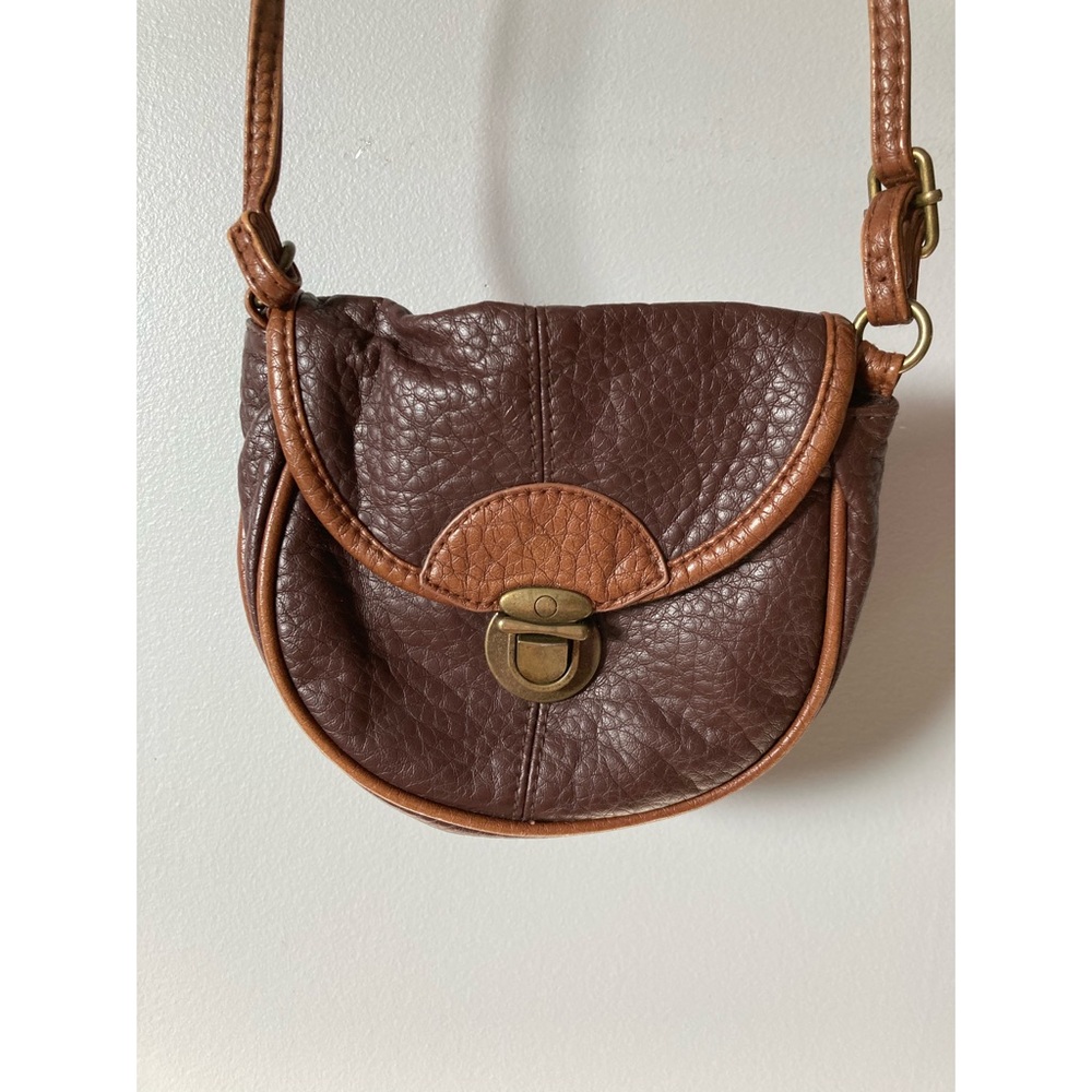 Little faux leather cross body purse